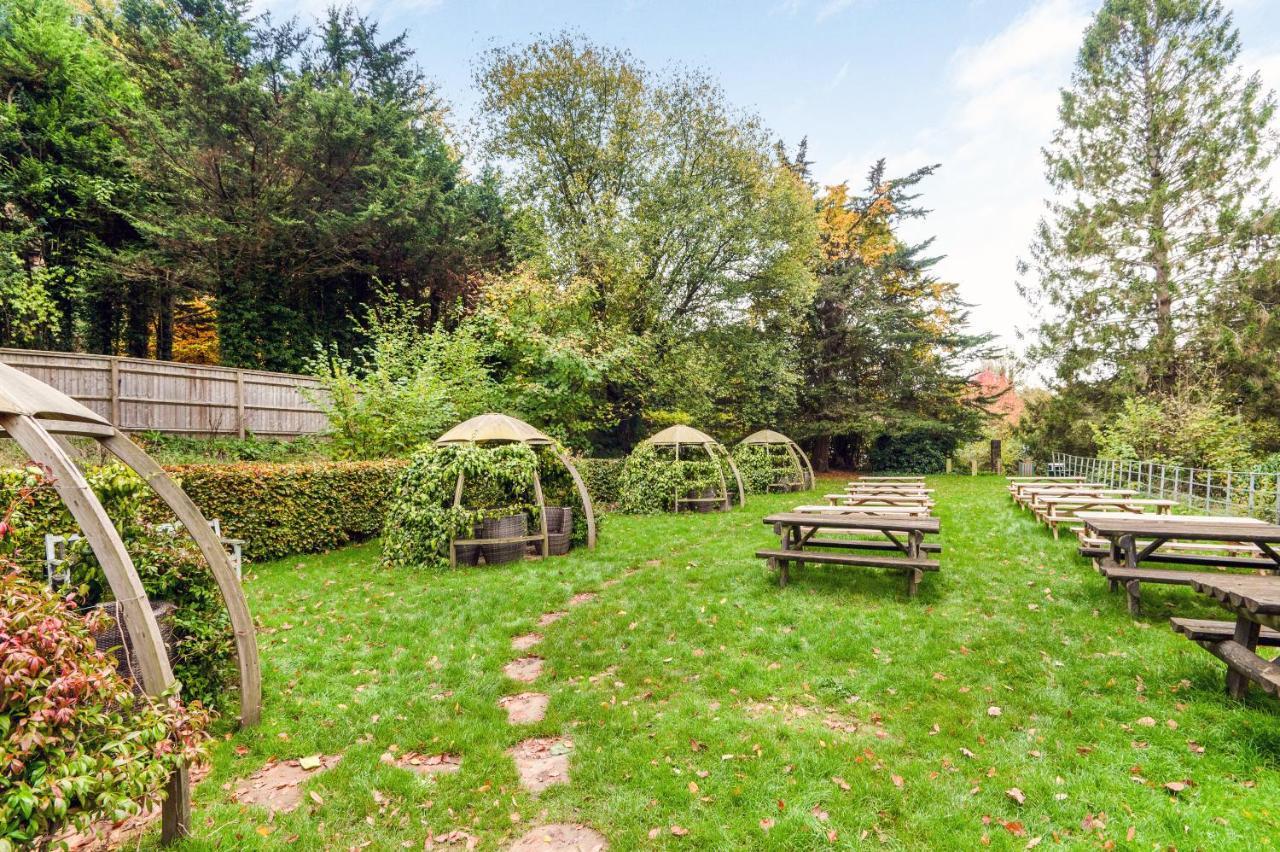 Inn On The Lake By Innkeeper'S Collection Godalming Exterior foto