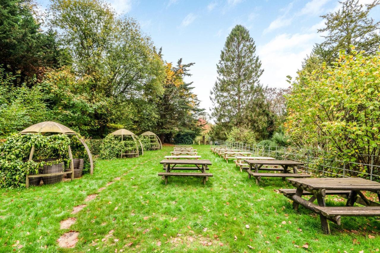 Inn On The Lake By Innkeeper'S Collection Godalming Exterior foto